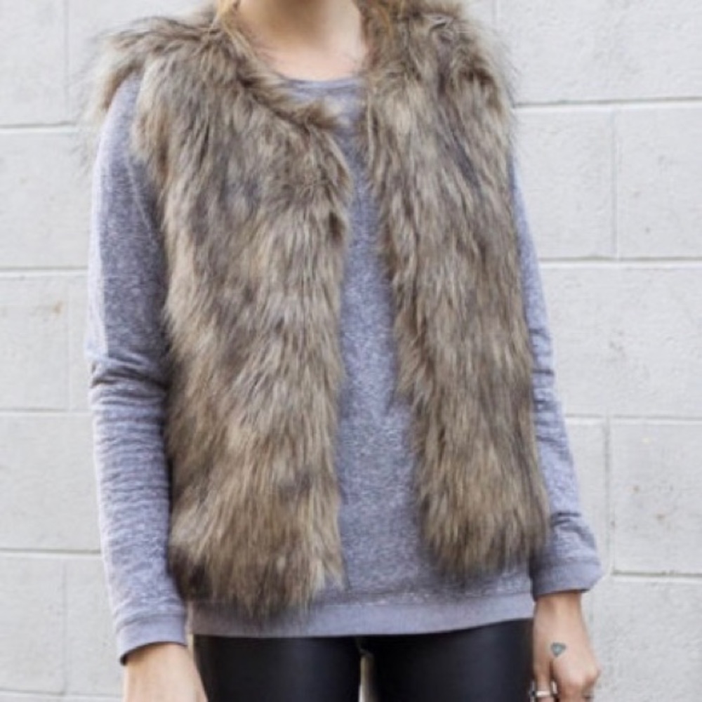 ✨BROWN FUR VEST✨